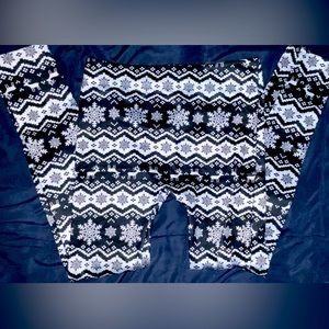 Kids leggings size S/M.